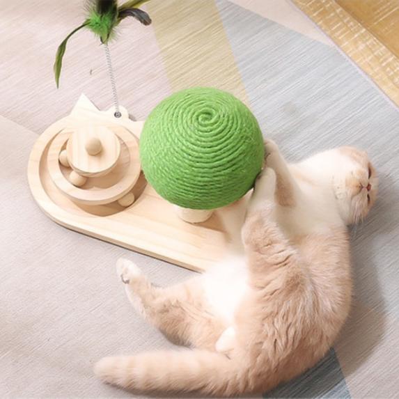 Cat Scratching Post with Sisal Balls